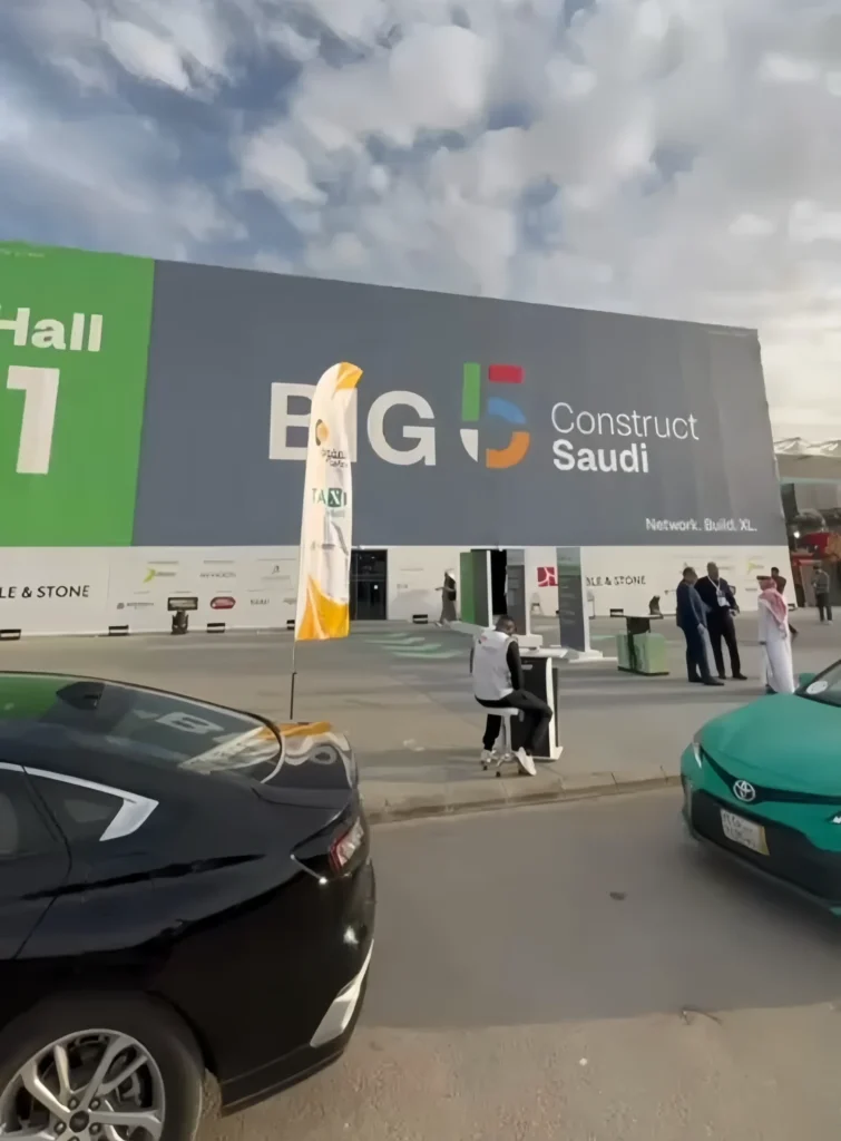 تلقت مجموعة أيوب استيتية العالمية دعوة رسمية من شركة جودة الصناعة لحضور معرض The Big 5 السعودية 2025 لتبادل الخبرات في البناء والتصميم الداخلي. دعوة أيوب استيتية لمعرض Big 5 السعودية مجموعة أيوب استيتية في معرض The Big 5 معرض Big 5 السعودية البناء والتصميم Big 5 Saudi Arabia Exhibition